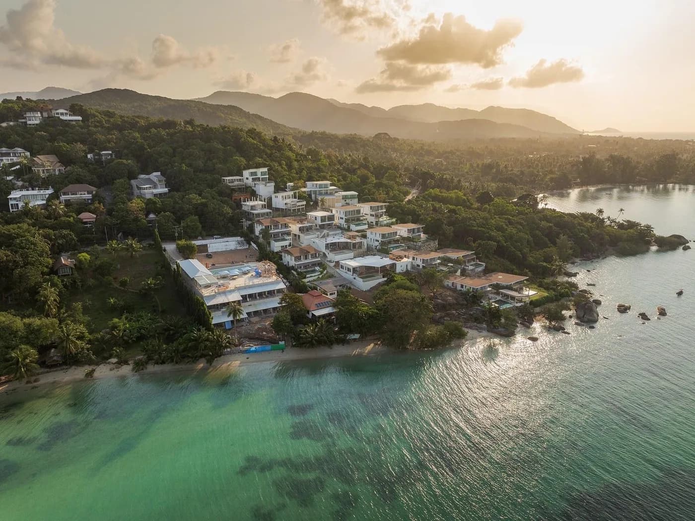 Lonely Beach Luxury Villas (LBLV) — Nai Wok, Lonely Beach, Koh Phangan (West Coast)